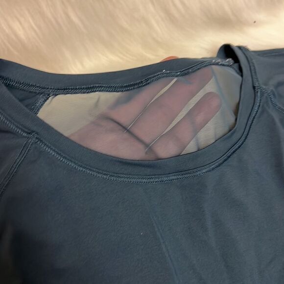 Lululemon Blueish Green Sheer top size 4 C34 - Picture 3 of 8